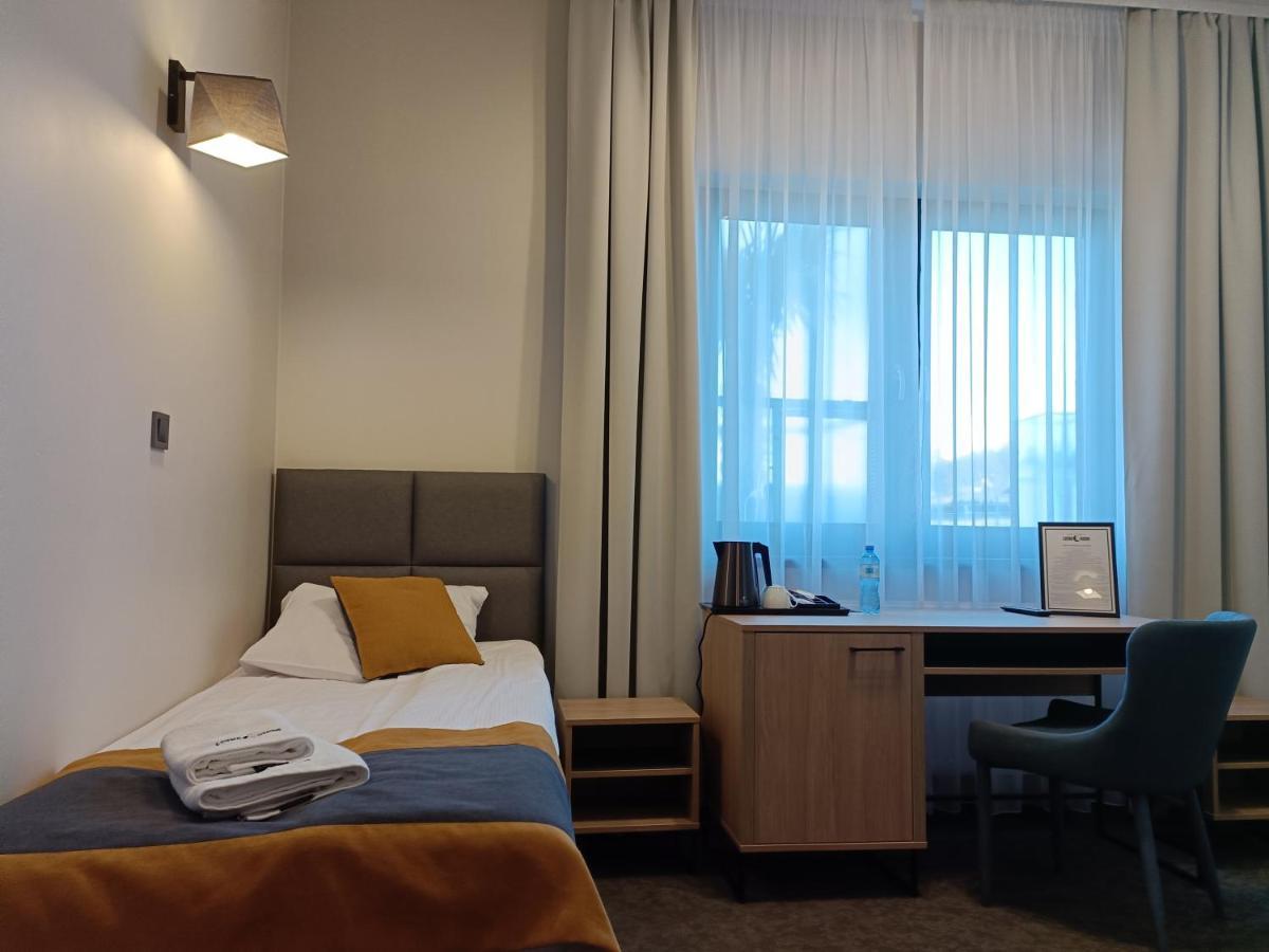 Lesne Niebo Hotel ลุบเนียวิตแซ ภายนอก รูปภาพ