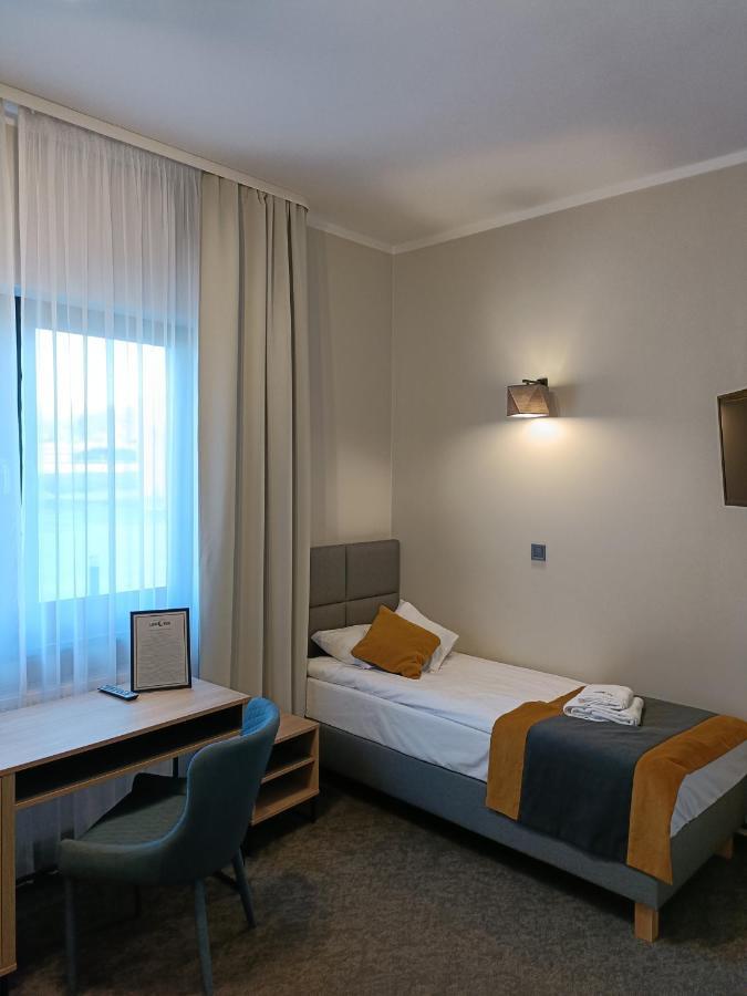 Lesne Niebo Hotel ลุบเนียวิตแซ ภายนอก รูปภาพ